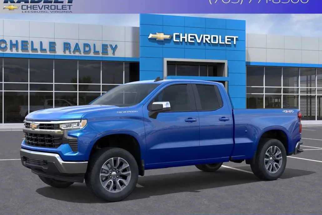 2026 Chevrolet Silverado 1500 LT photo 1