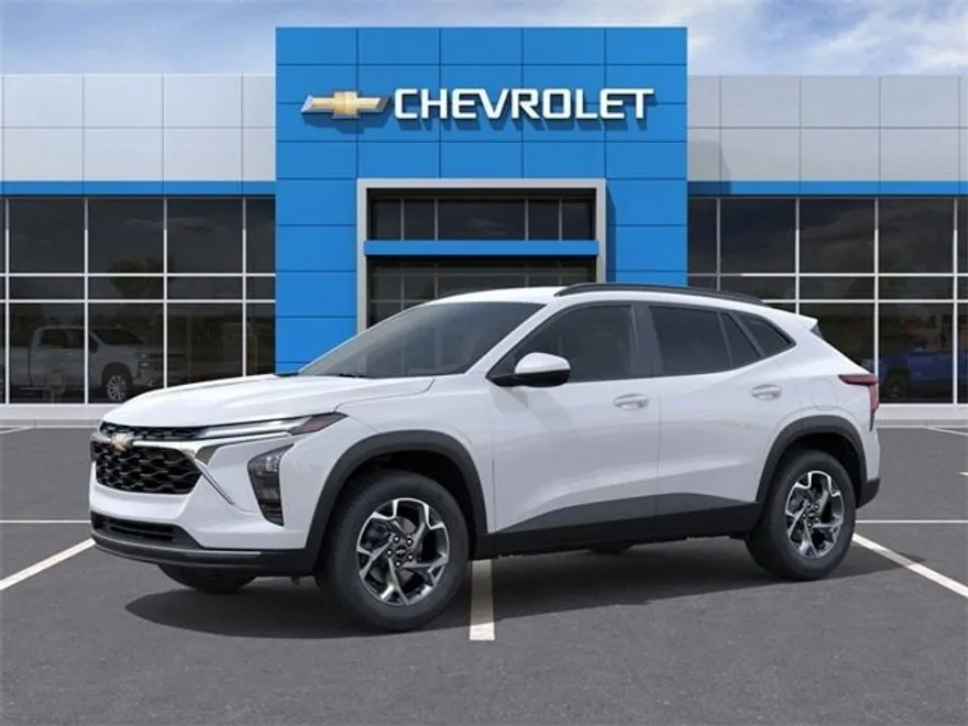 2026 Chevrolet Trax LT photo 1
