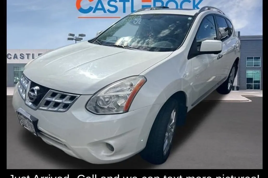 2012 Nissan Rogue SL photo 1