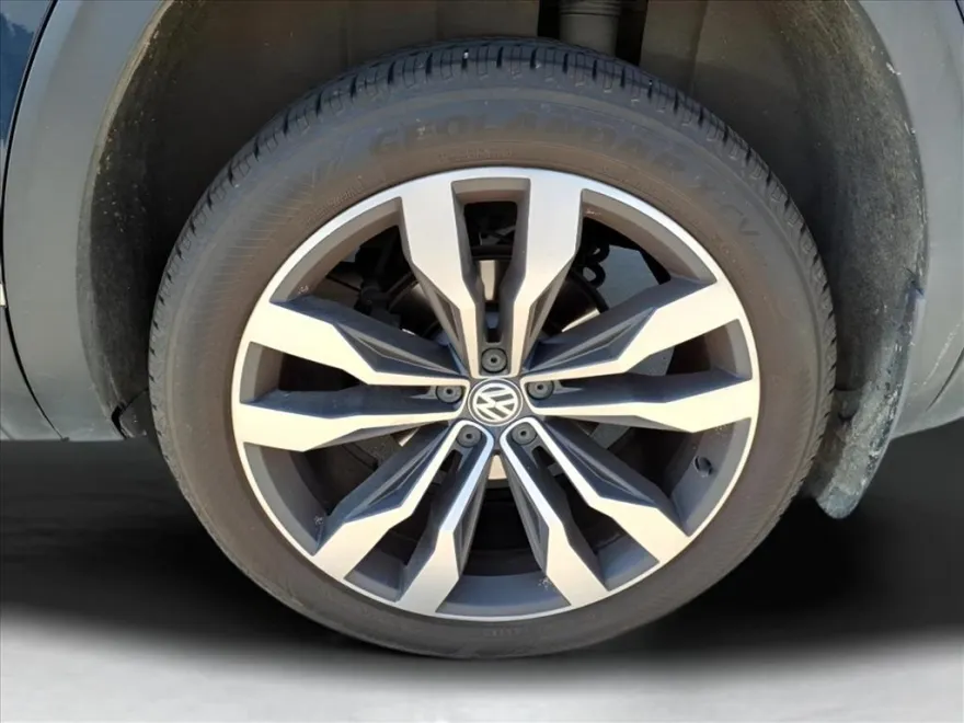 2020 Volkswagen Atlas SEL Premium photo 1