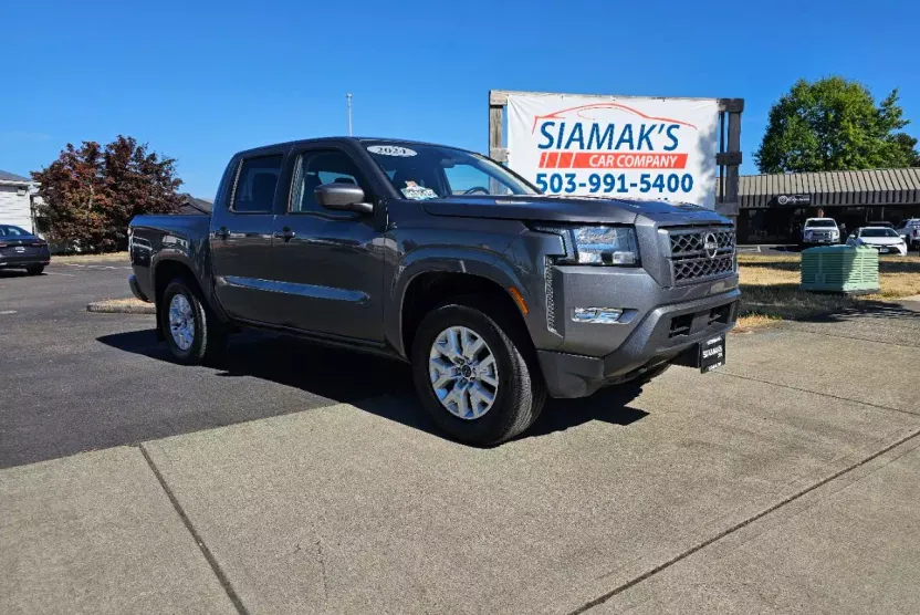 2024 Nissan Frontier SV photo 1