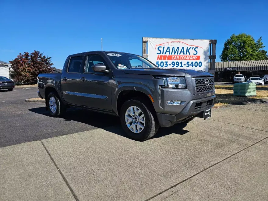 2024 Nissan Frontier SV photo 1