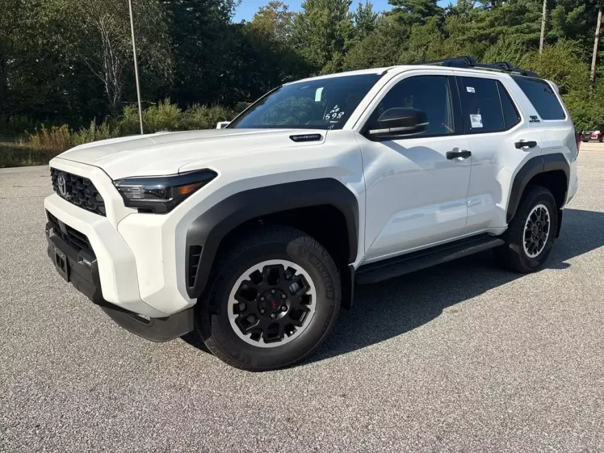 2025 Toyota 4Runner TRD Off-Road photo 1