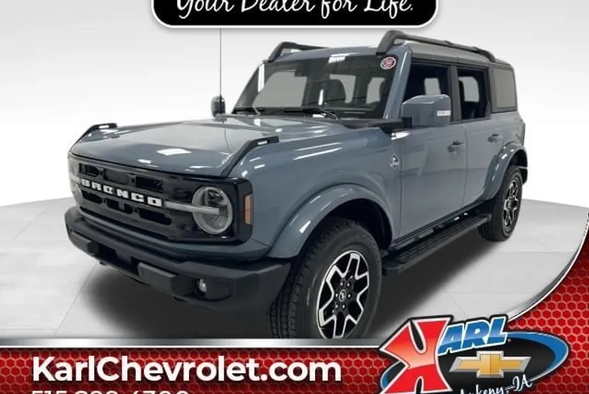 2023 Ford Bronco Outer Banks photo 1