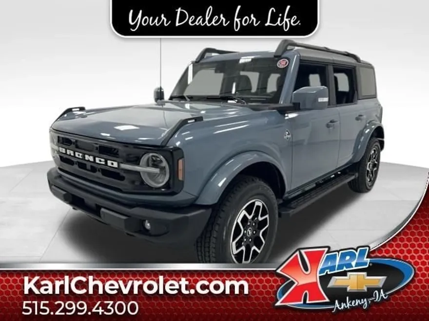 2023 Ford Bronco Outer Banks photo 1
