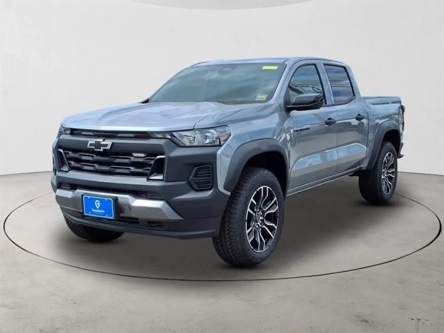 2026 Chevrolet Colorado Trail Boss photo 1