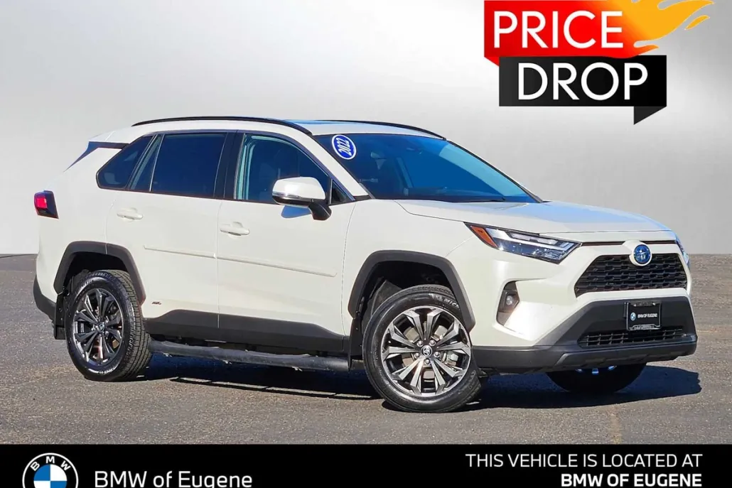 2022 Toyota RAV4 Hybrid XLE Premium photo 1