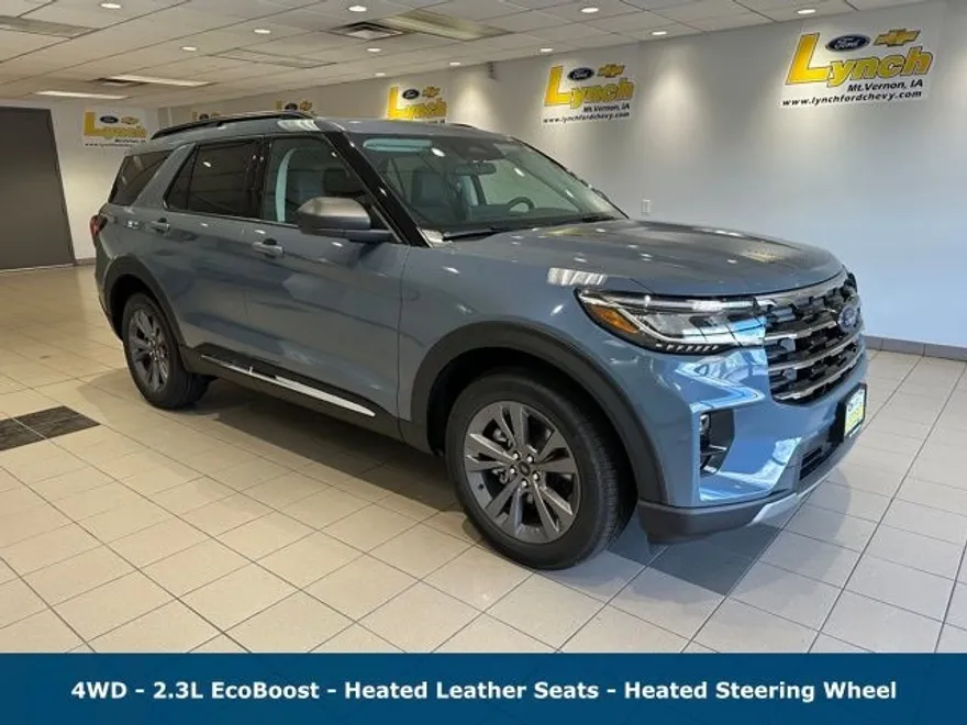 2025 Ford Explorer photo 1