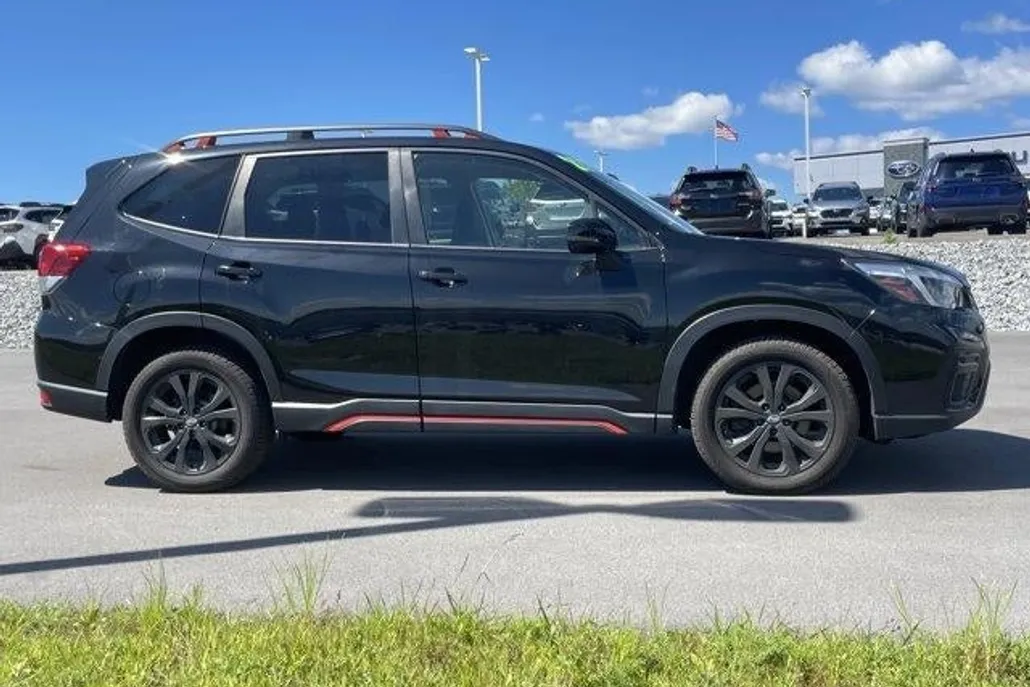 2021 Subaru Forester Sport photo 1