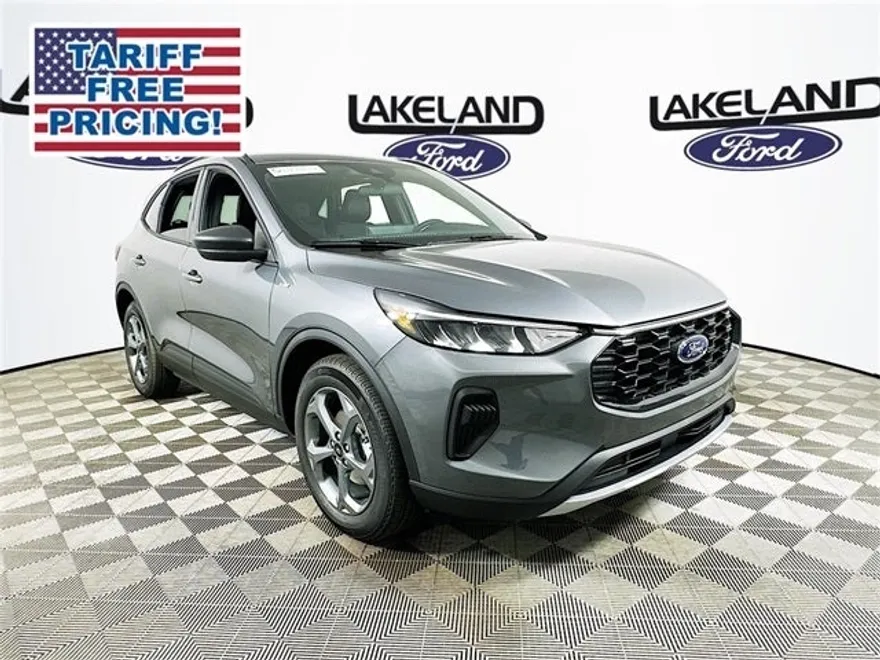 2025 Ford Escape ST-Line photo 1