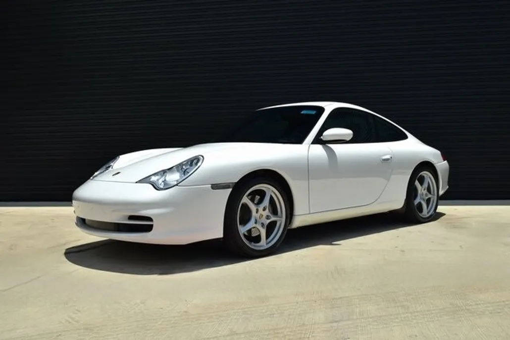 2002 Porsche 911 Coupe photo 1