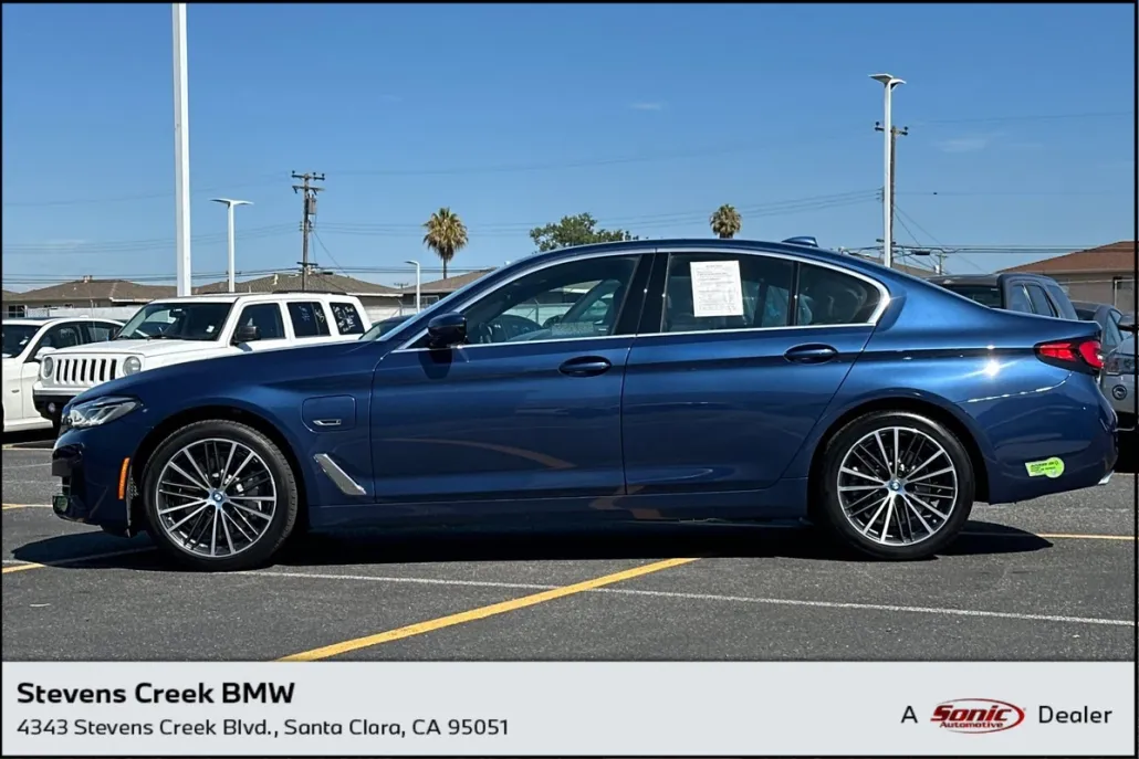2022 Bmw 530e photo 1