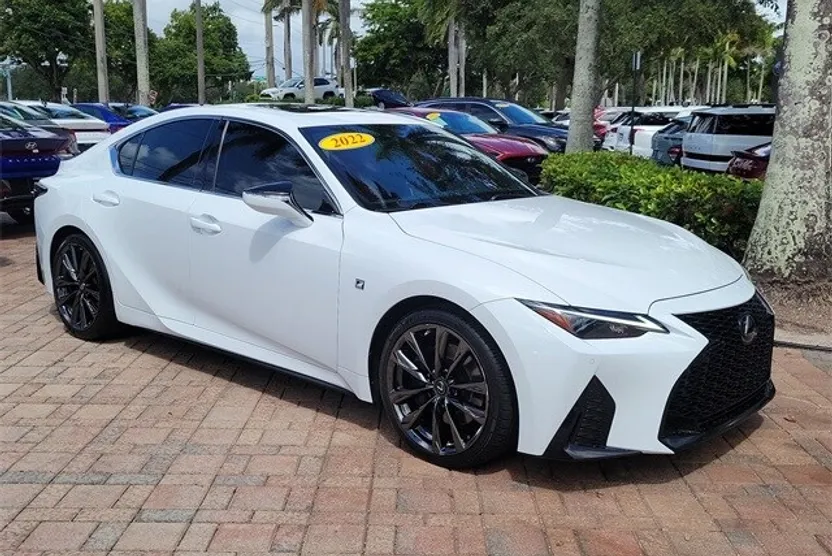 2022 Lexus IS F SPORT photo 1