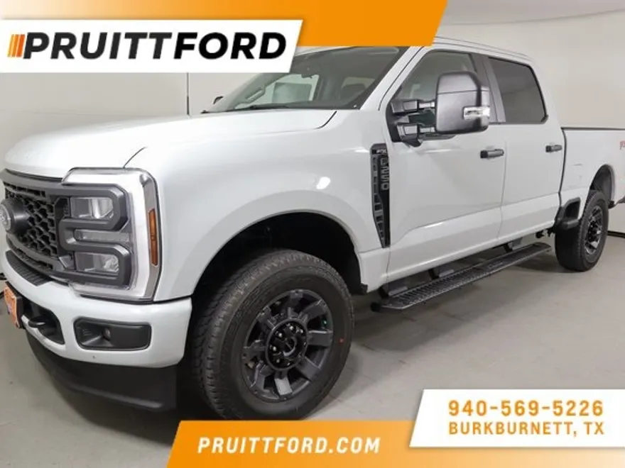 2025 Ford F-250 XL photo 1