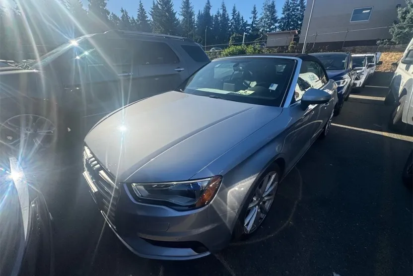 2016 Audi A3 2.0T Premium Plus Quattro photo 1