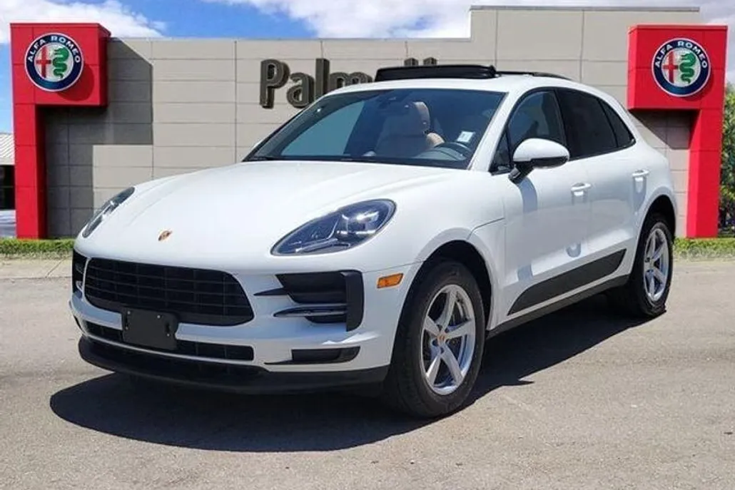 2021 Porsche Macan Base photo 1