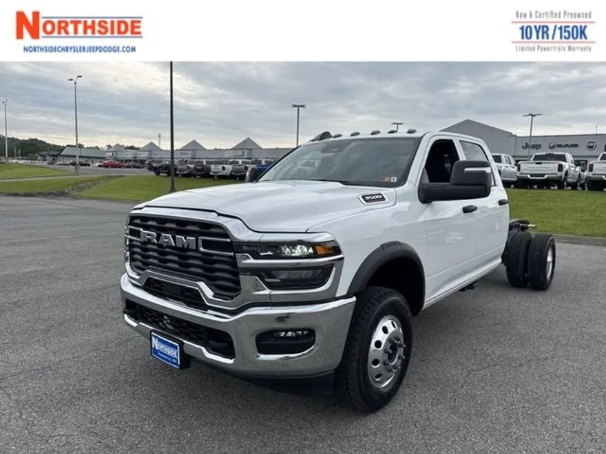 2025 Ram 3500 Tradesman photo 1
