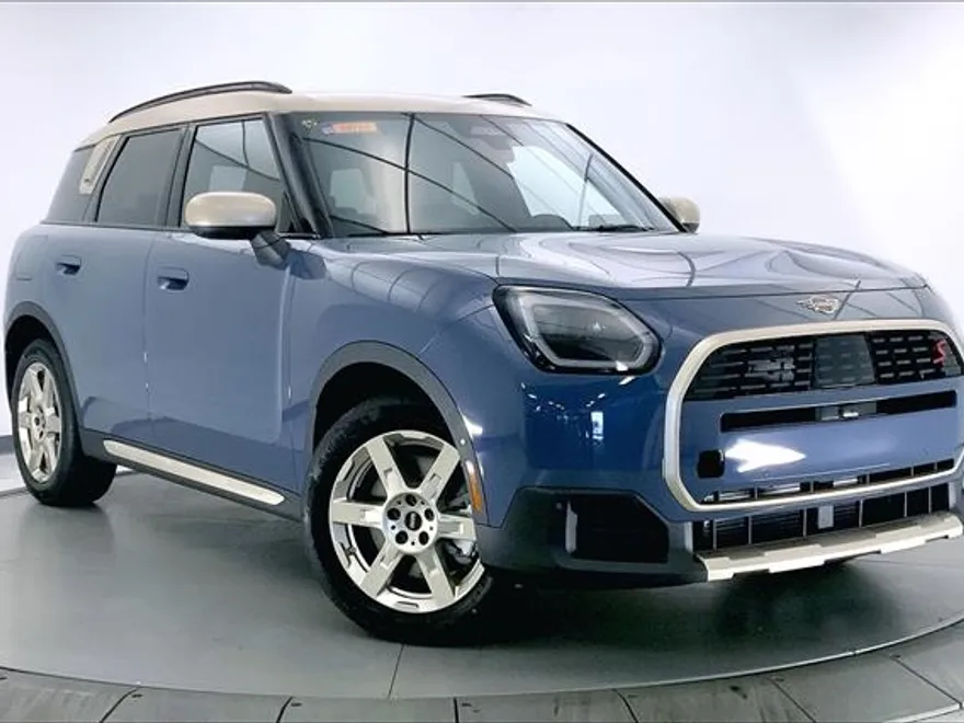 2025 Mini Countryman S ALL4 photo 1