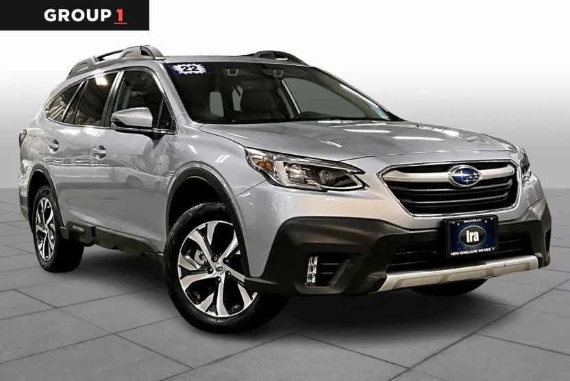 2022 Subaru Outback Limited photo 1