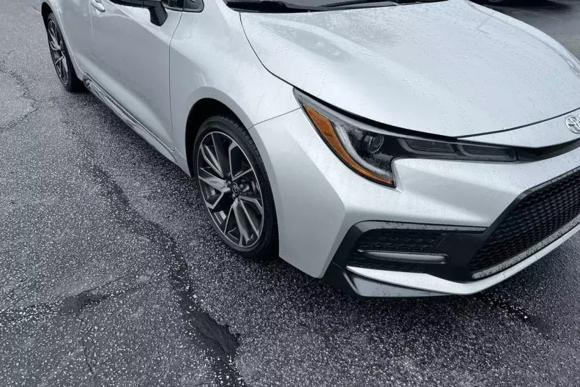 2022 Toyota Corolla SE photo 1