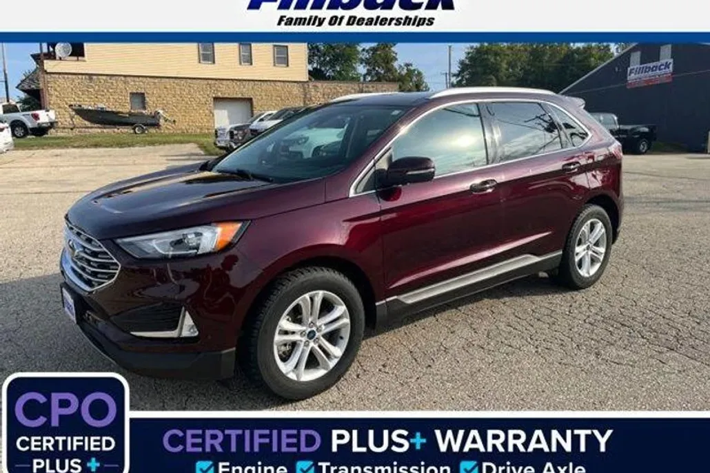 2020 Ford Edge SEL photo 1