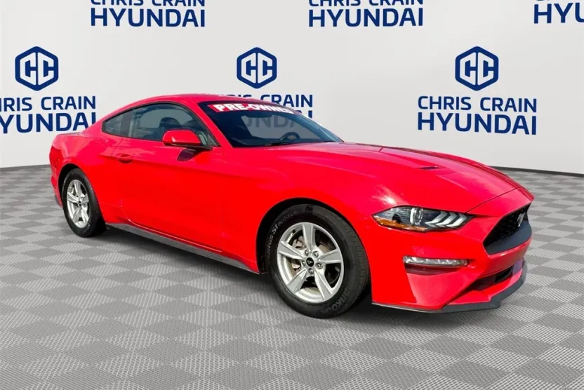 2020 Ford Mustang EcoBoost photo 1