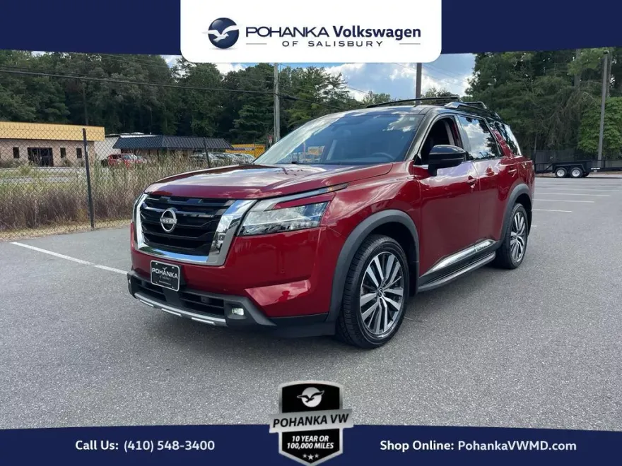 2022 Nissan Pathfinder Platinum photo 1