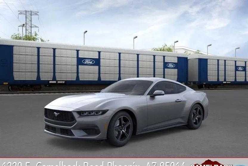 2025 Ford Mustang EcoBoost photo 1