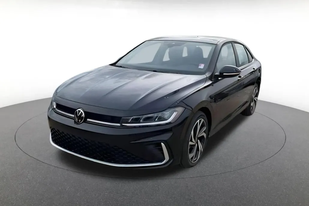 2025 Volkswagen Jetta SEL photo 1