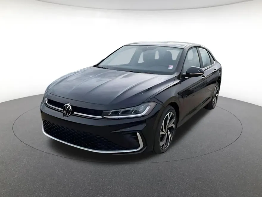 2025 Volkswagen Jetta SEL photo 1