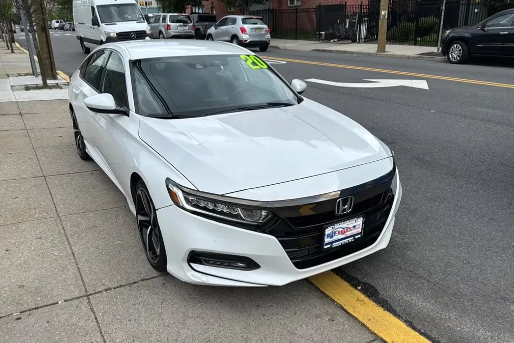 2020 Honda Accord Sport photo 1