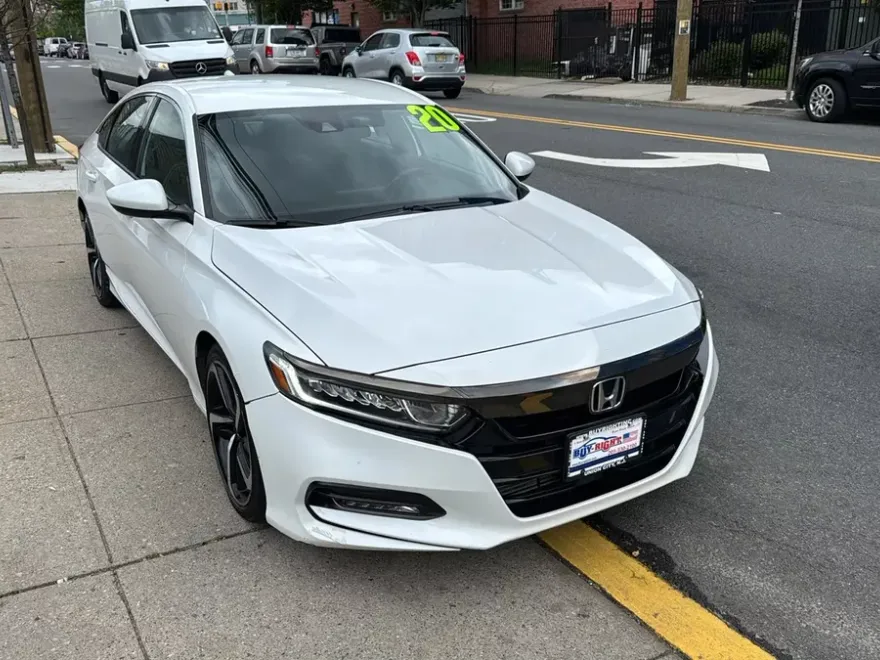 2020 Honda Accord Sport photo 1