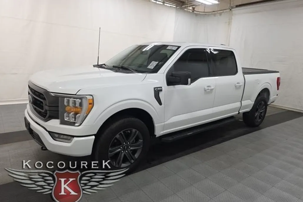 2023 Ford F-150 XLT photo 1