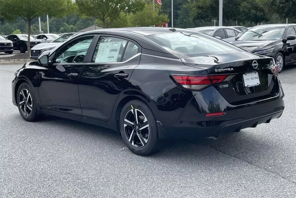 2025 Nissan Sentra SV photo 1