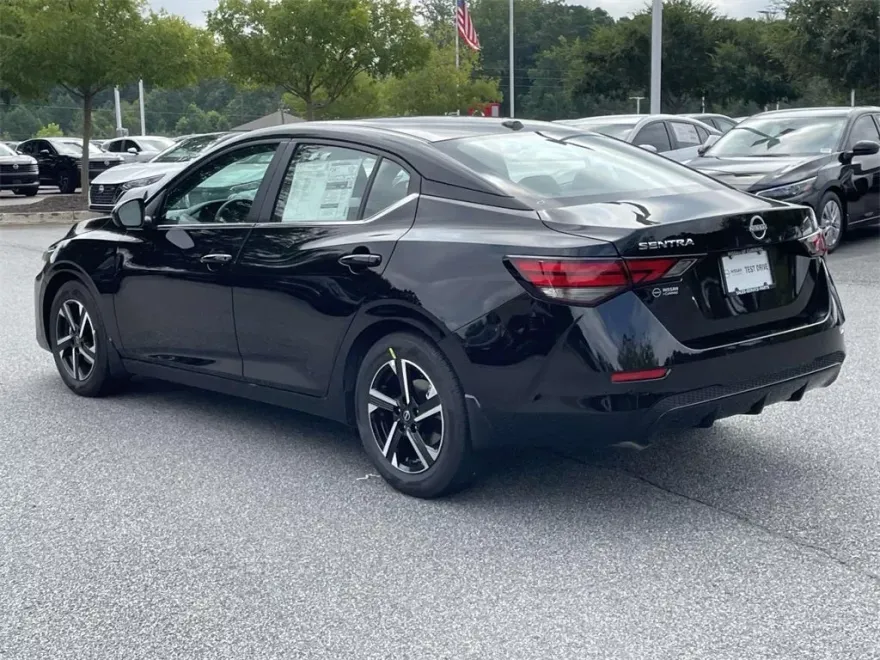 2025 Nissan Sentra SV photo 1