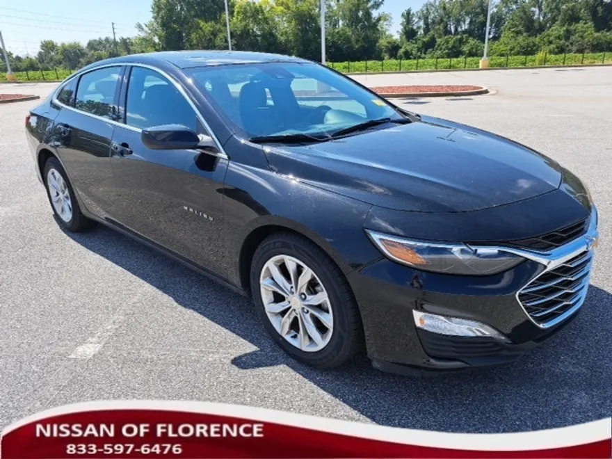 2024 Chevrolet Malibu 1LT photo 1