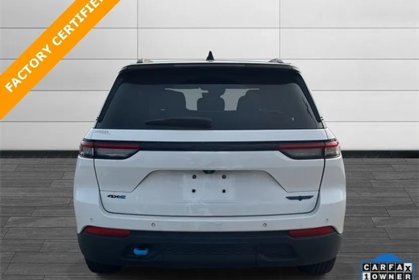 2022 Jeep Grand Cherokee Trailhawk 4xe photo 1