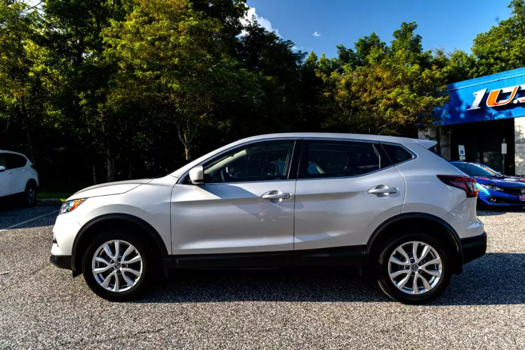 2021 Nissan Rogue Sport S photo 1
