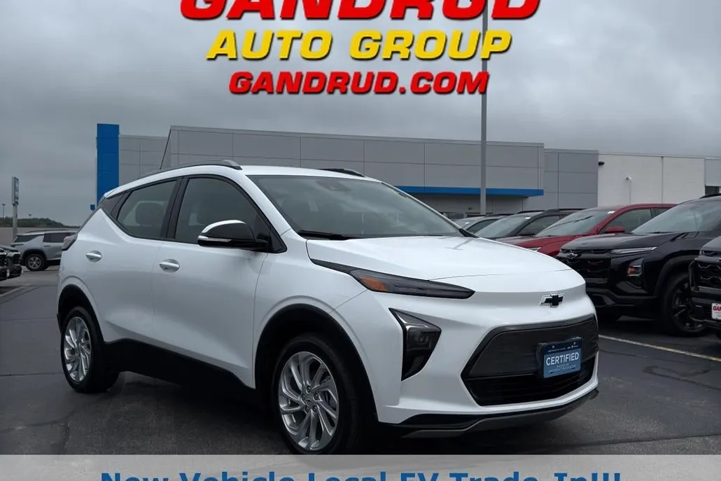 2023 Chevrolet Bolt EUV photo 1