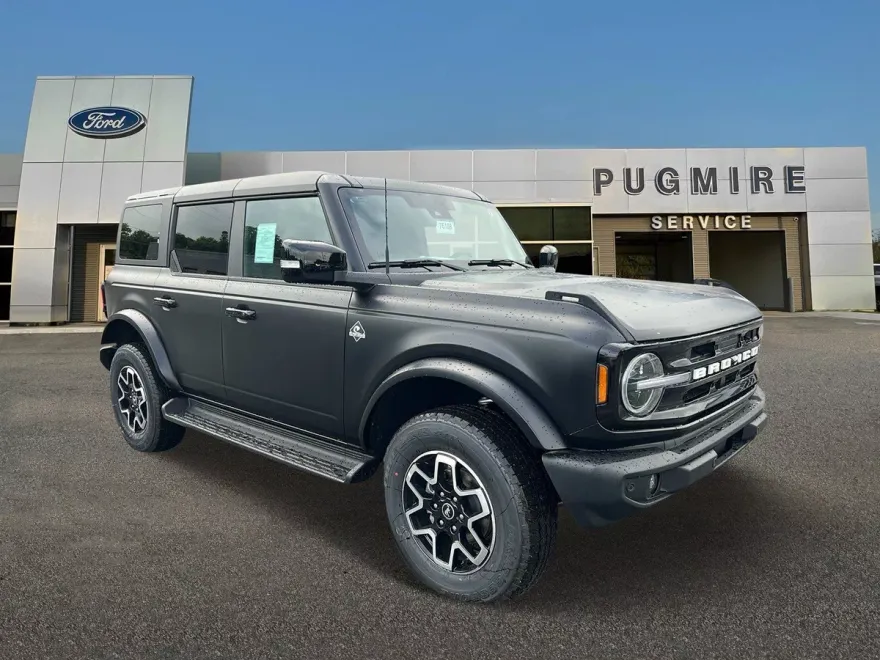 2025 Ford Bronco Outer Banks photo 1