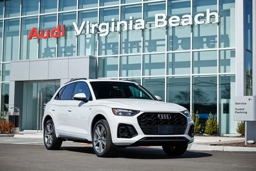 2025 Audi Q5 45 S line Premium photo 1