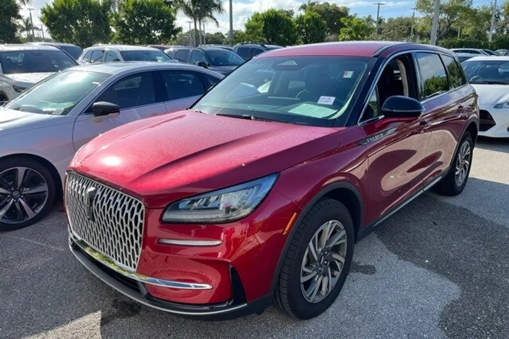 2024 Lincoln Corsair Premiere photo 1