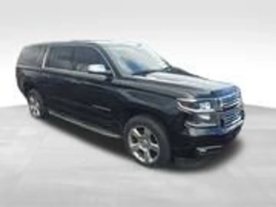 2020 Chevrolet Suburban Premier photo 1