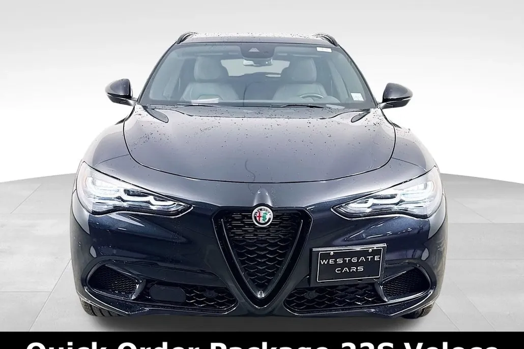 2024 Alfa Romeo Stelvio Tributo Italiano photo 1
