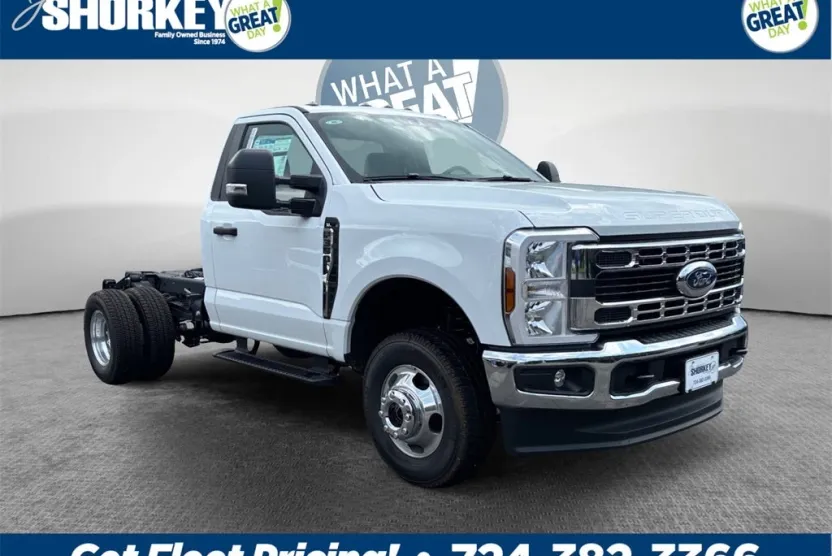2025 Ford F-350 photo 1