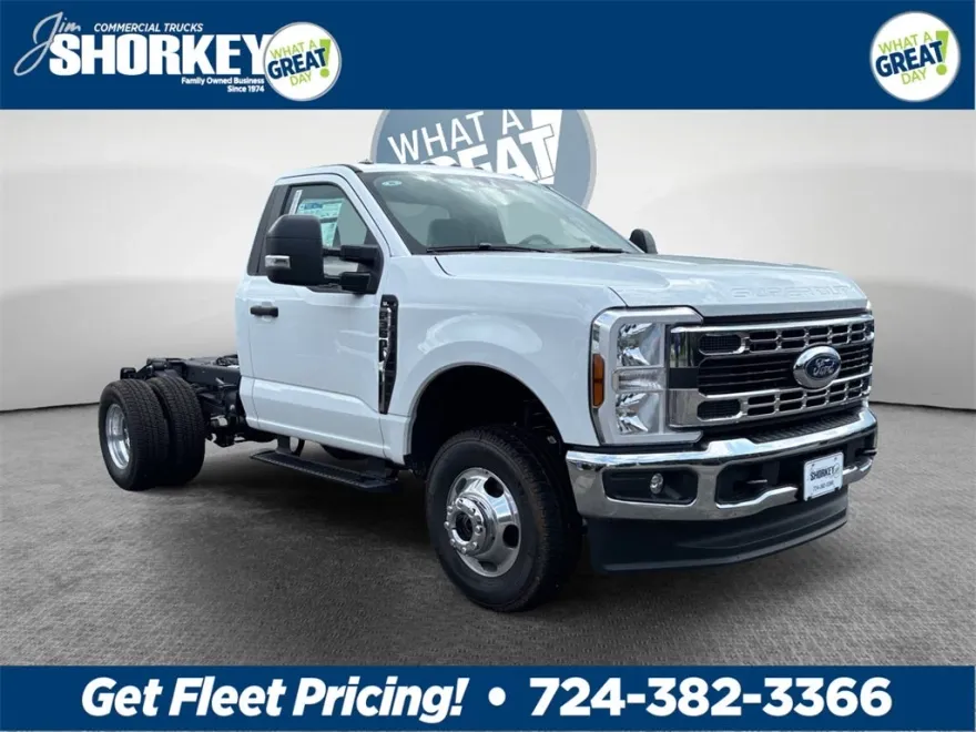 2025 Ford F-350 photo 1
