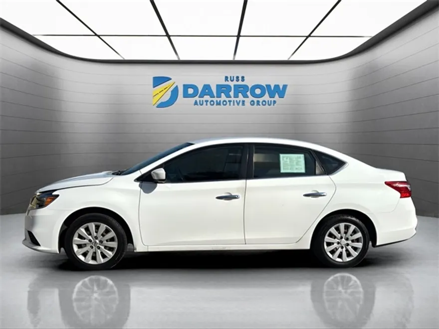 2018 Nissan Sentra S photo 1
