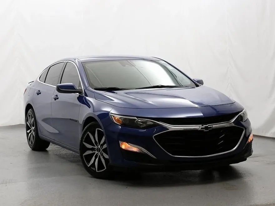 2023 Chevrolet Malibu RS photo 1