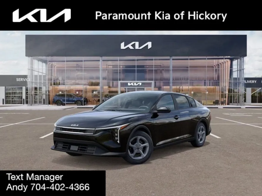 2025 Kia K4 LXS photo 1
