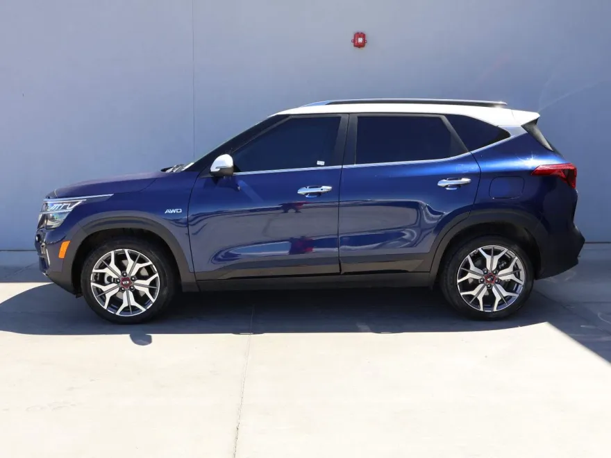 2021 Kia Seltos SX photo 1